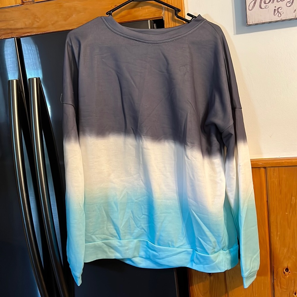 New without tags, tie dye sweatshirt
